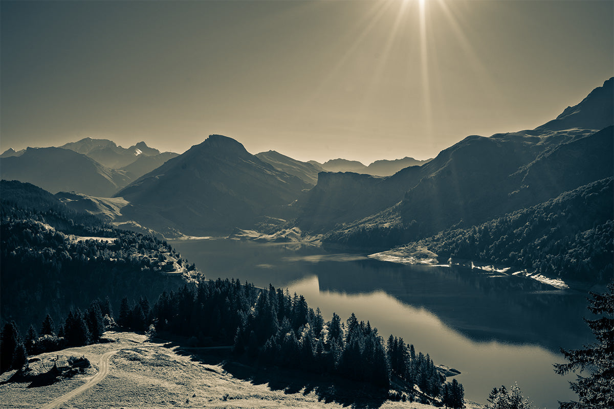 Col du Pré - Lakeside B&W