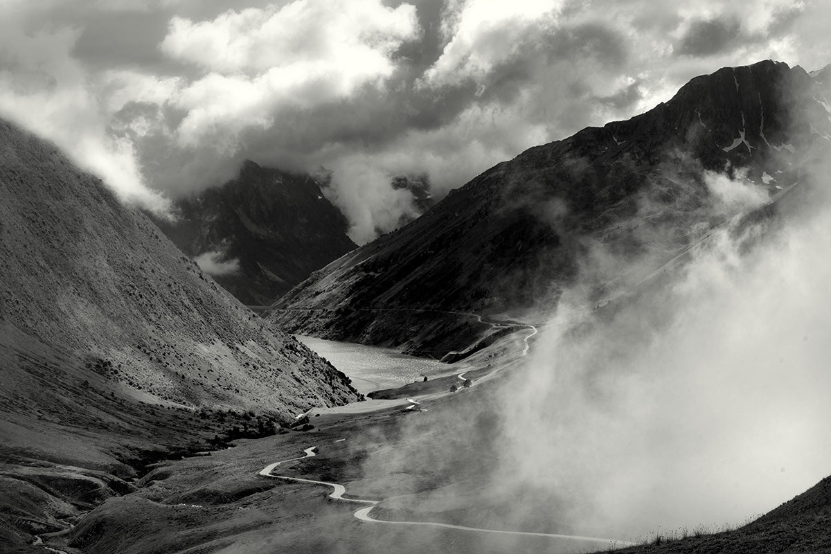 Col de la Croix de Fer - Lakeside - B&W