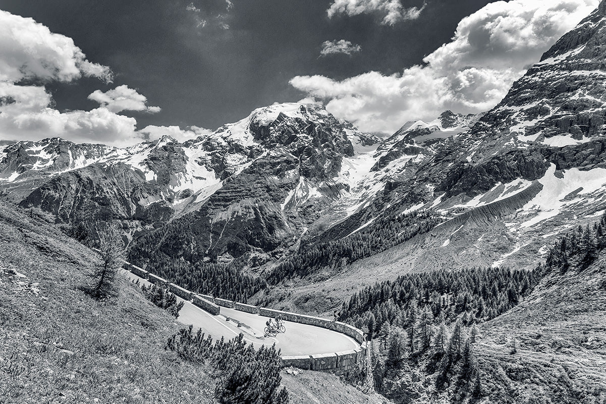 Passo Stelvio - Classic Side - Limited Edition photography duotone prints by davidt