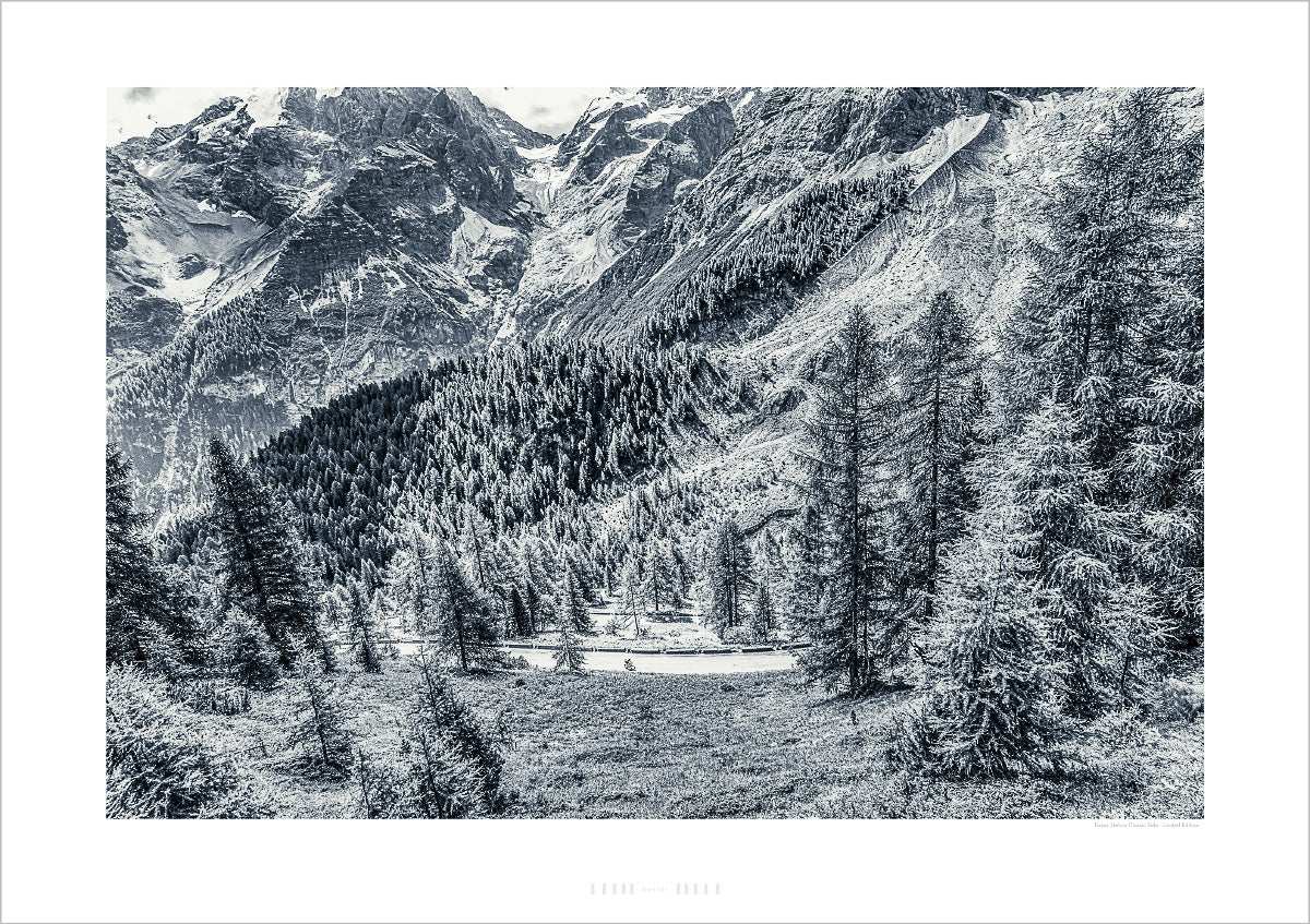 Passo Stelvio - Mountain View - Limited Edition cycling photography prints by davidt